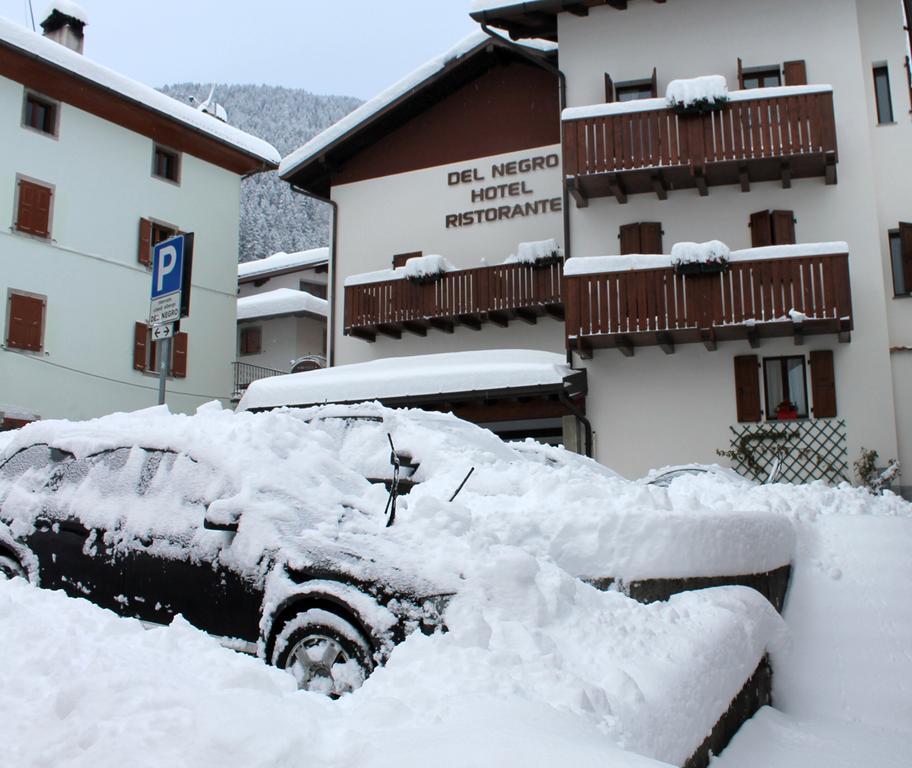 Hotel Del Negro Sutrio Luaran gambar